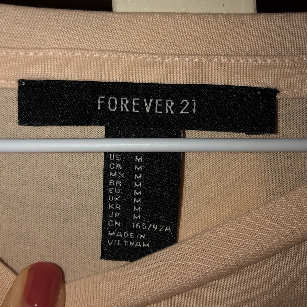 Basic Tee - Picture 3 of 3